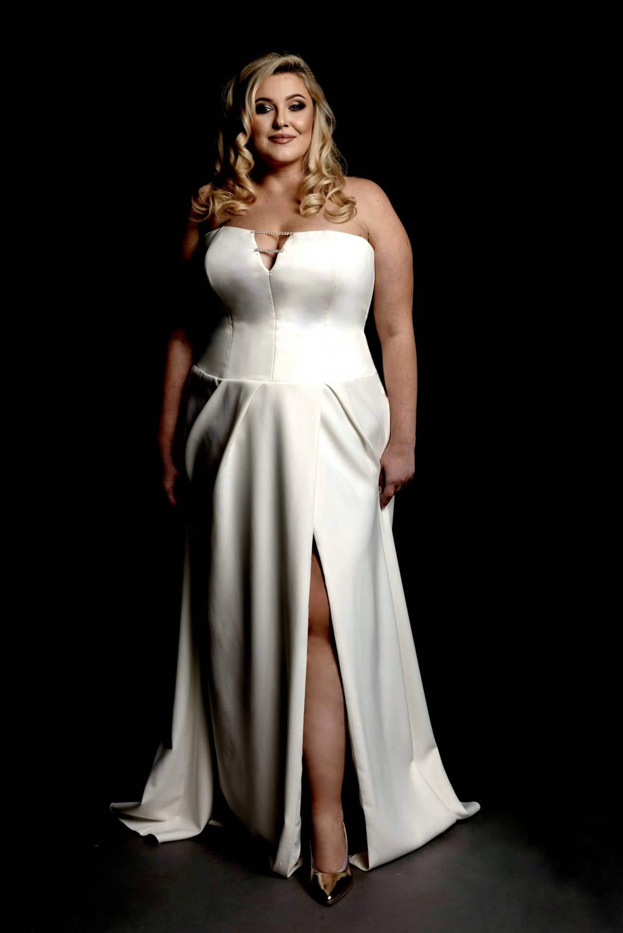 Model Chantal Gorset BR Suknia Slubna Plus Size 3006 V1 Scaled 1