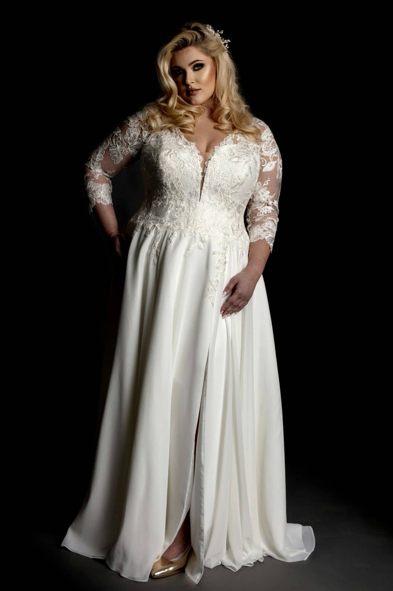 Model Grace Gorset R Suknia Slubna Plus Size 3006 V3 1 Scaled 1